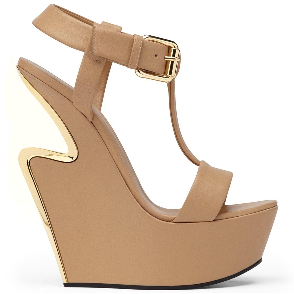 Giuseppe Z. Sandals beautiful wedge!
